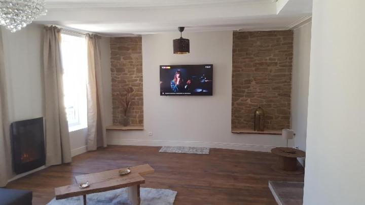 Appartement Spacieux Et Atypique Sedan Esterno foto