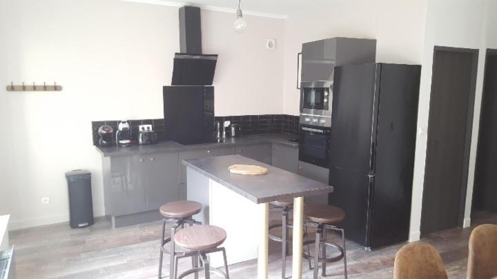 Appartement Spacieux Et Atypique Sedan Esterno foto
