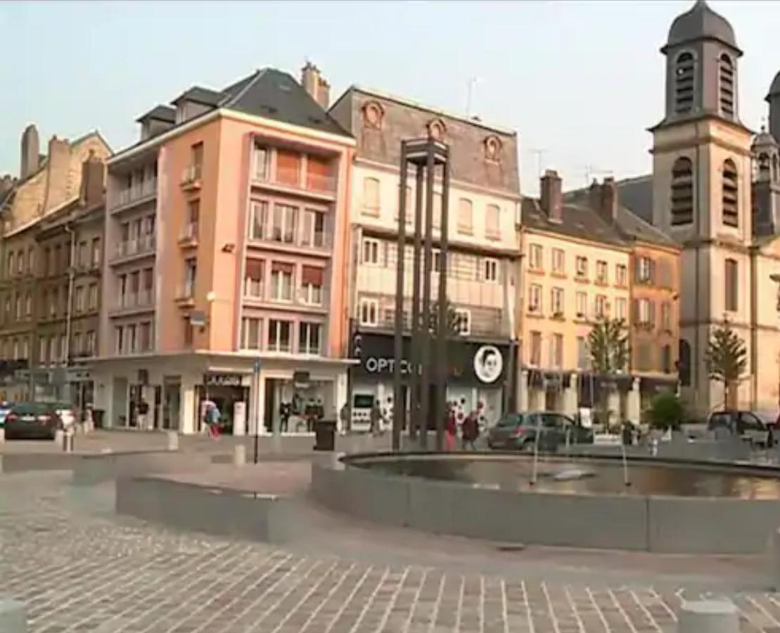 Appartement Spacieux Et Atypique Sedan Esterno foto